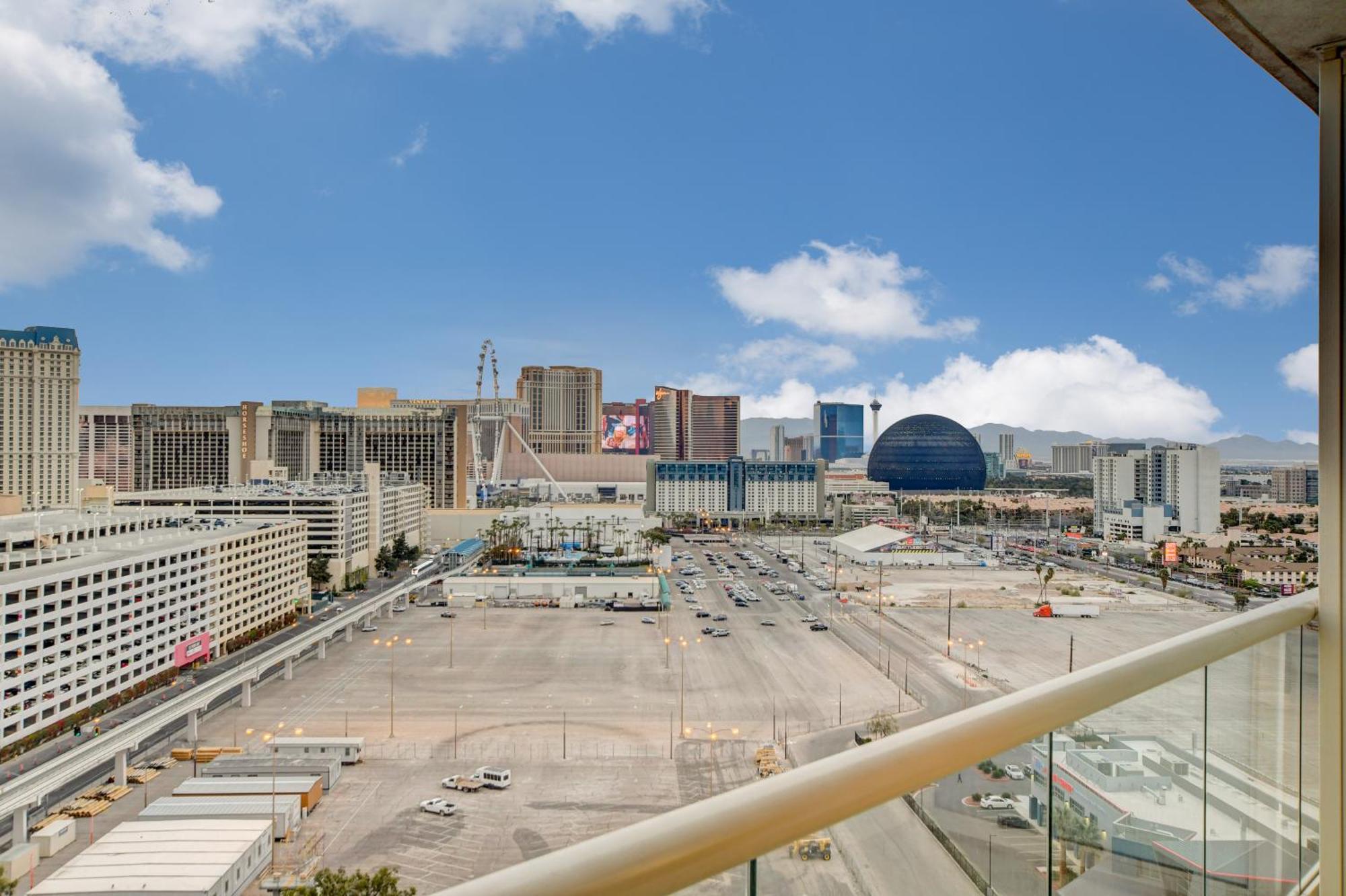 Balcony Strip View Suite * Mgm Signature Tower 3 Las Vegas Exterior foto